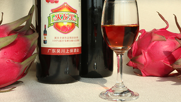 果酒釀酒設(shè)備釀的果酒放幾個(gè)月就酸了？那是你的保存方法錯(cuò)了