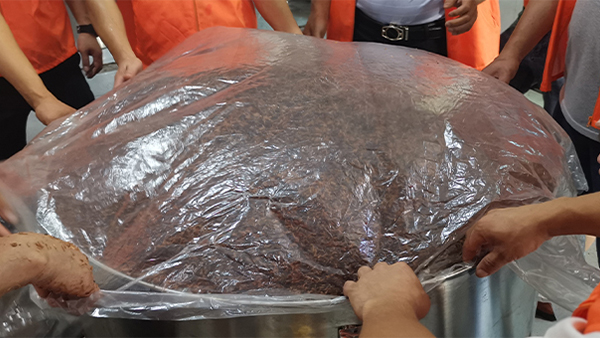 從谷物到瓊漿，揭秘中國白酒的獨(dú)特釀造之旅