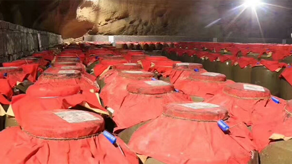 雅大釀酒設備：白酒封壇技巧，守護陳年佳釀的秘密