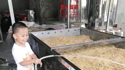 9月1日開(kāi)學(xué)季我送給孩子一份厚禮：一個(gè)小型燒酒設(shè)備酒坊！