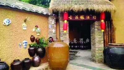 用小型酒廠釀酒設(shè)備做酒，我們到底該尊古還是用新工藝釀酒？