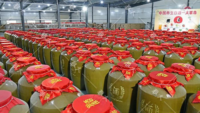 用大型釀酒設(shè)備做窖藏酒，這幾種封壇技術(shù)一定要學(xué)會(huì)！