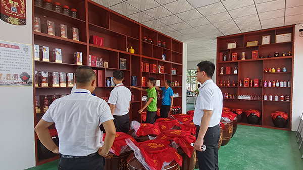 送禮為什么要送燒酒設(shè)備釀造的純糧酒？原因有5個！