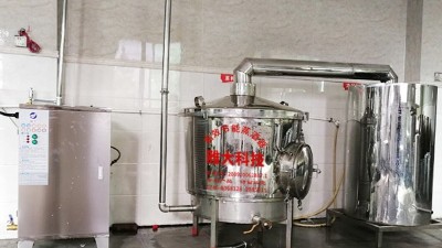 電加熱釀酒設(shè)備蒸酒時(shí)這樣做，讓酒分子無(wú)處可逃，提高出酒率